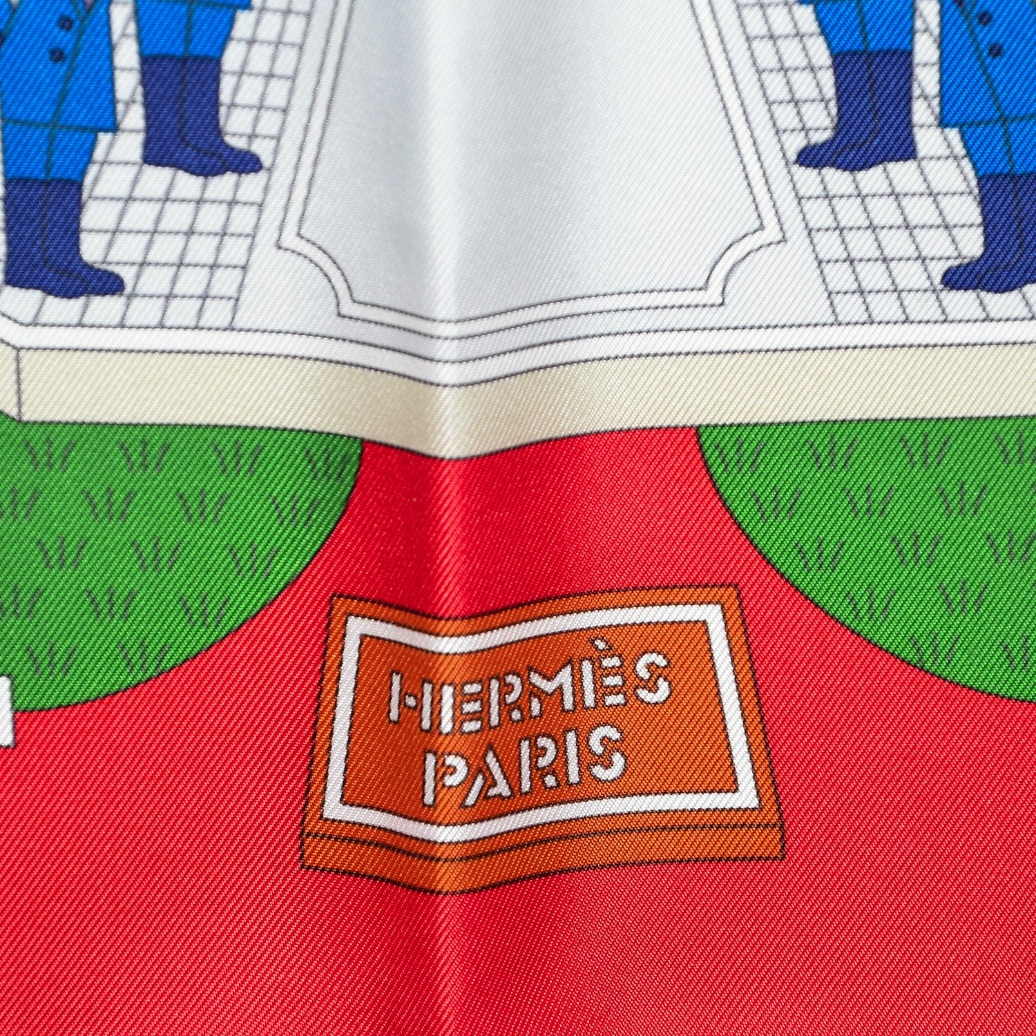 Hermes Silk La Maizeon des Carrés Scarf 90 Rouge Blanc Vert 4 of 8