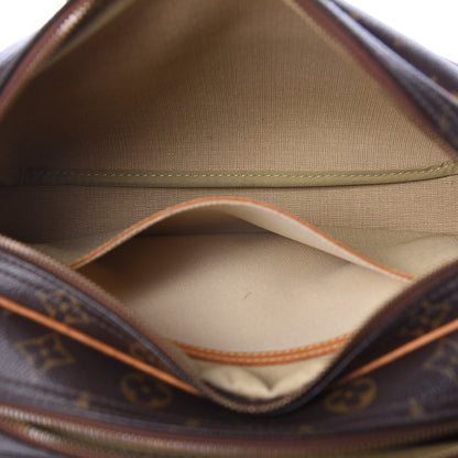 Louis Vuitton Monogram Reporter PM 6 of 11