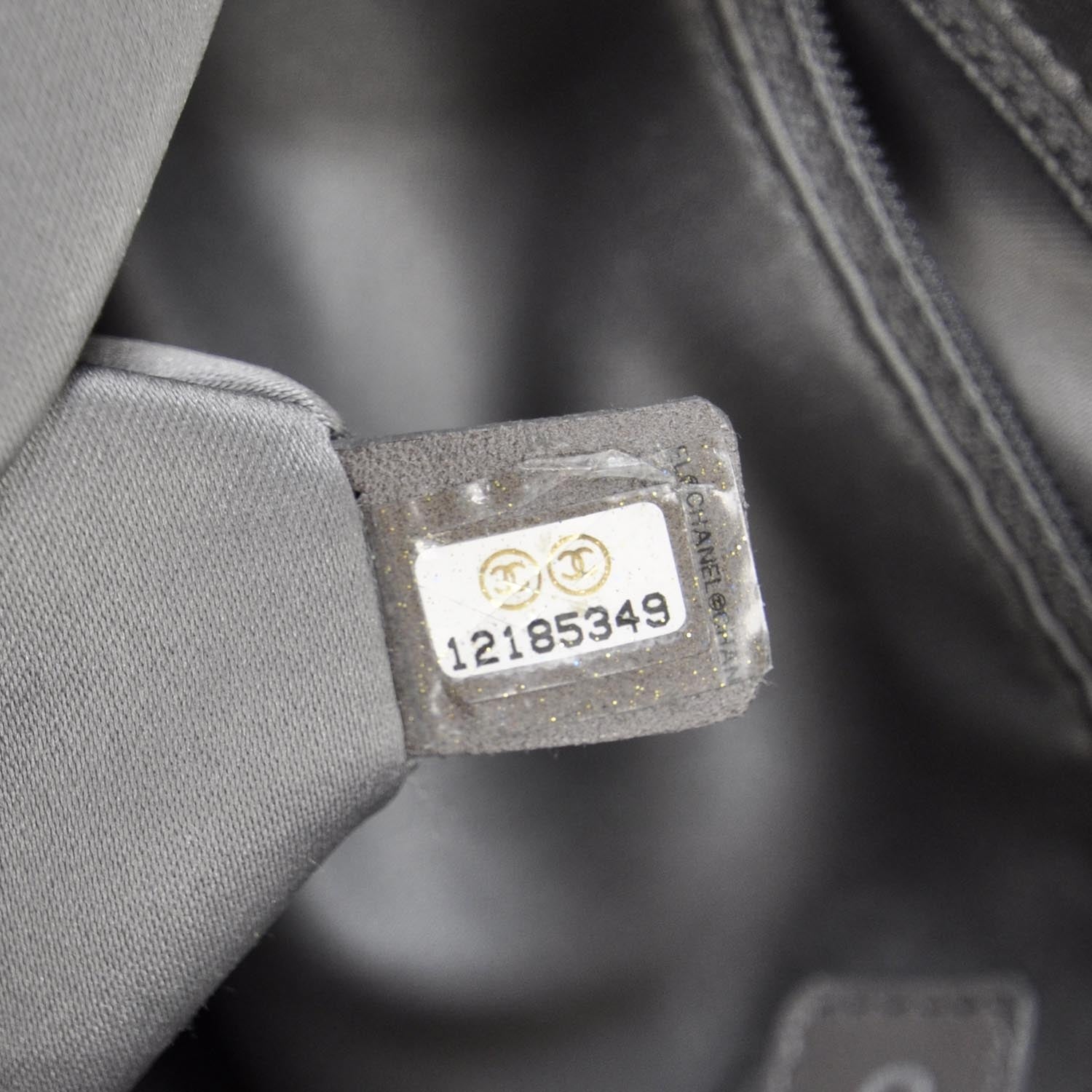 Chanel Metallic Glazed Calfskin Perforated Rodeo Drive Hobo Silver 10 of 12