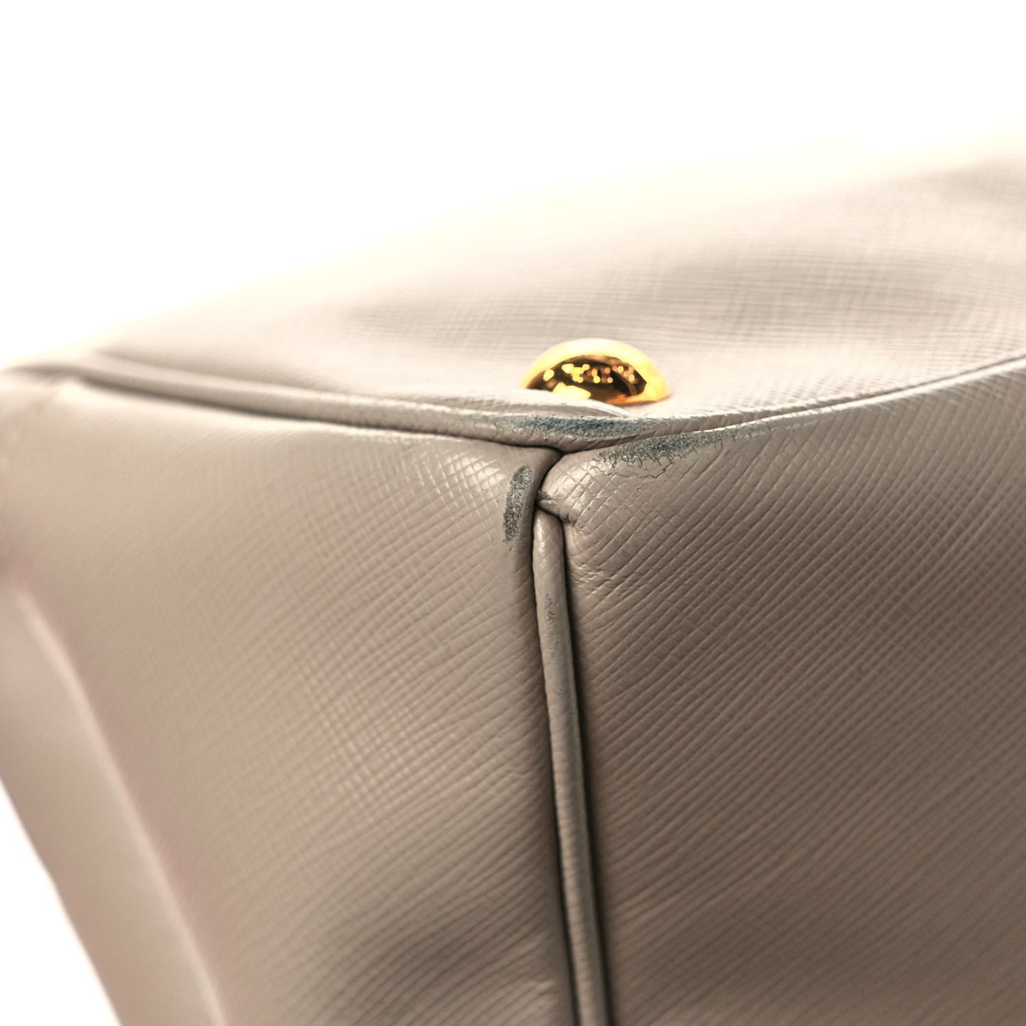 Saffiano Medium Galleria Double Zip Tote Argilla