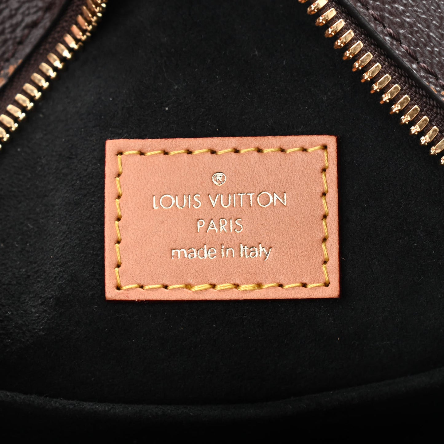 Reverse Monogram Giant Boite Chapeau Souple