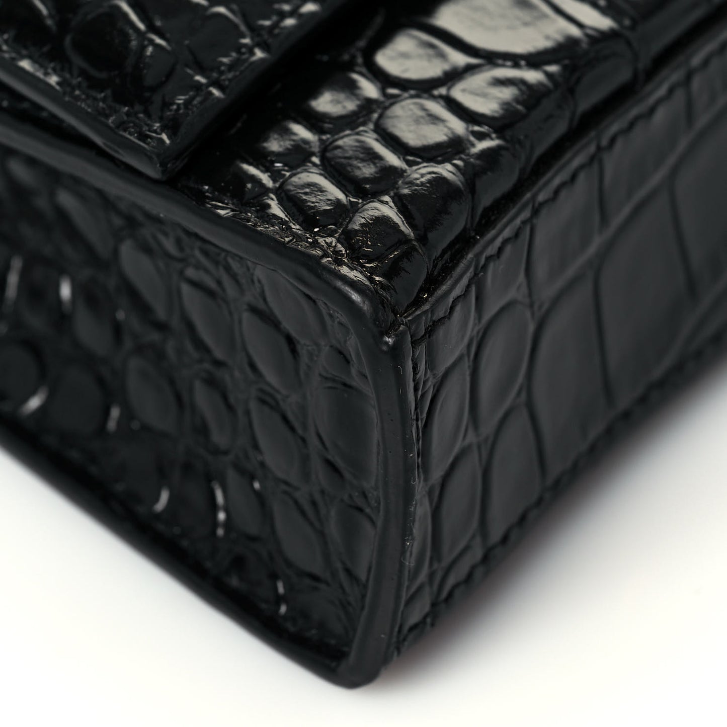 Shiny Calfskin Crocodile Embossed Hourglass Chain Bag Black