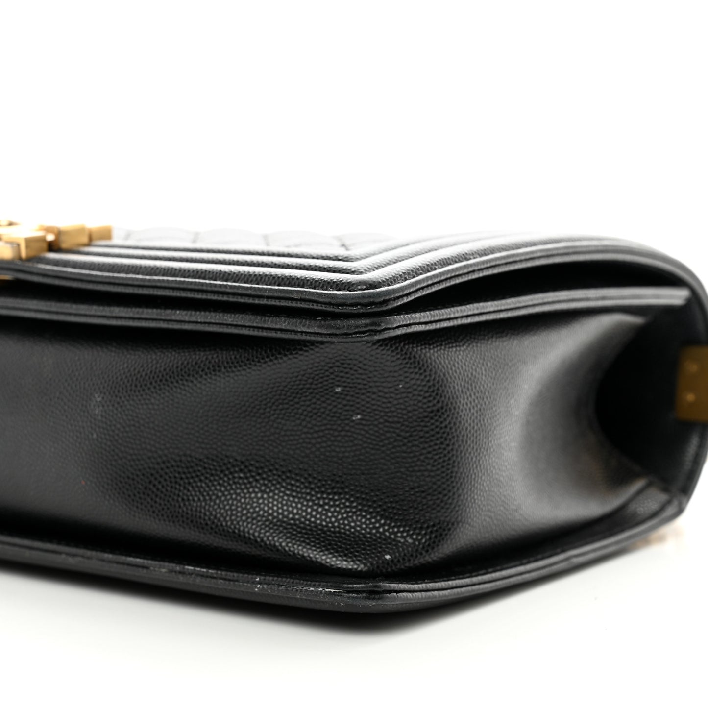 Caviar Quilted New Medium Boy Flap Black