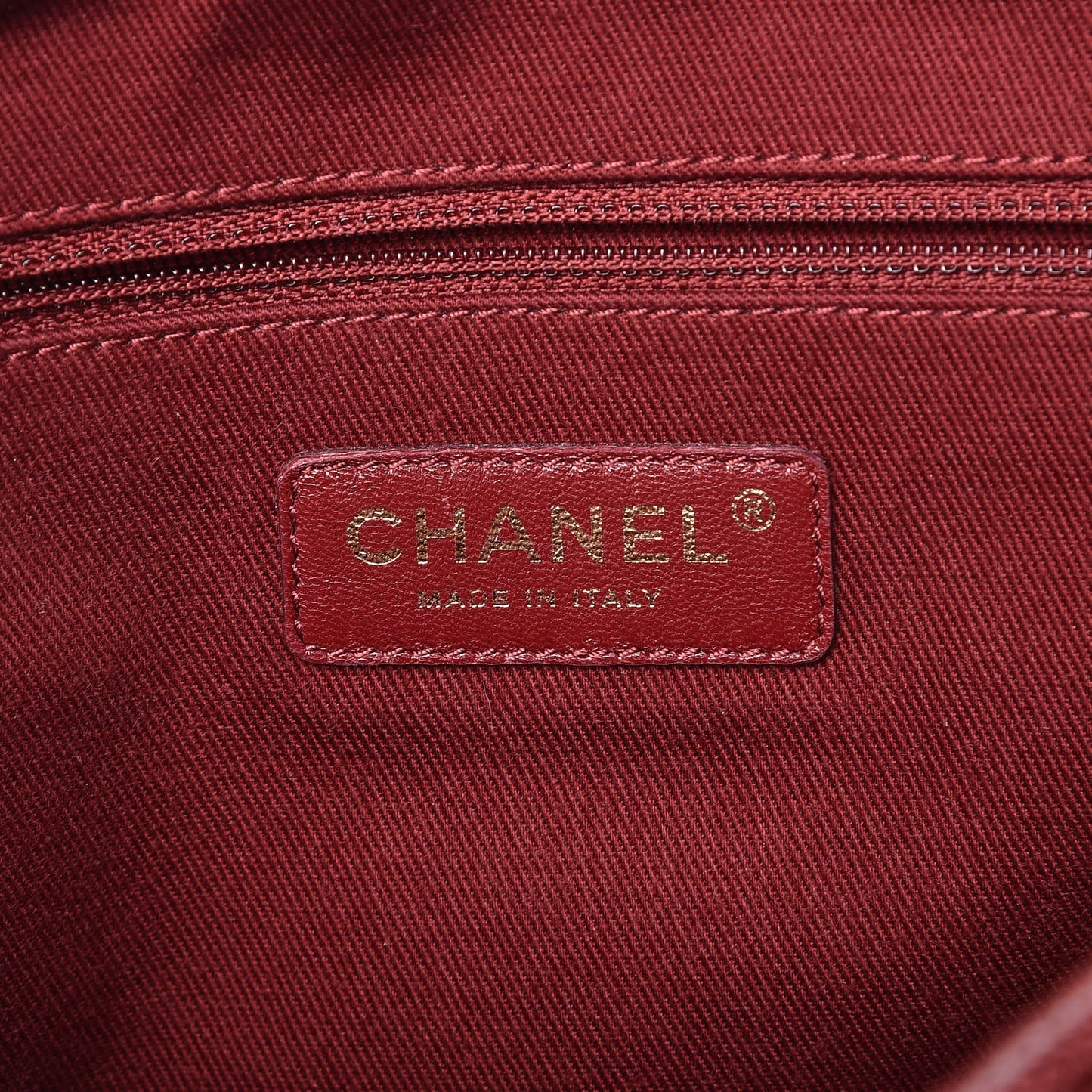 Crumpled Grained Calfskin Quilted Large Shiva Flap Bordeaux