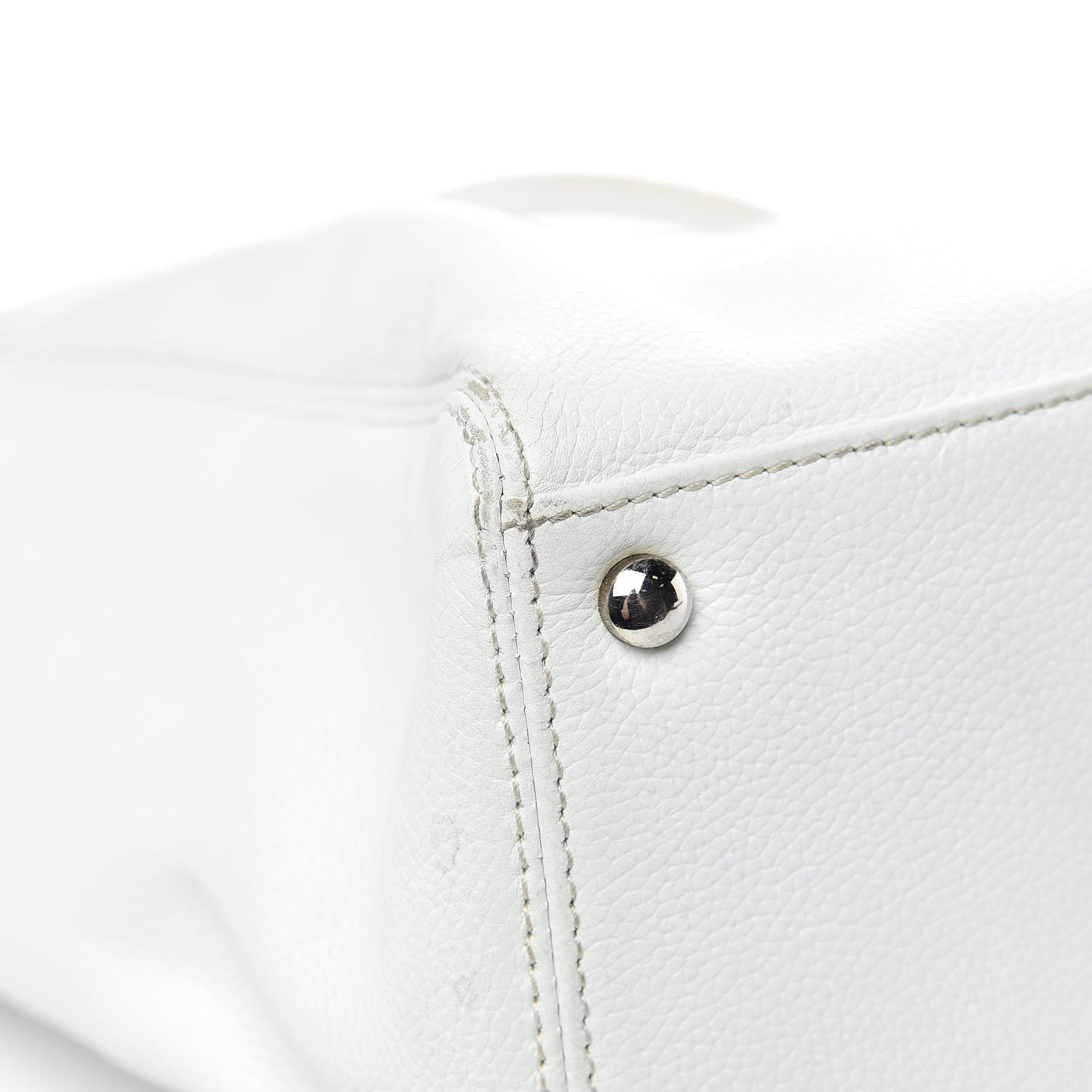 Chanel Calfskin Cerf Executive Shopper Tote White 27 of 33