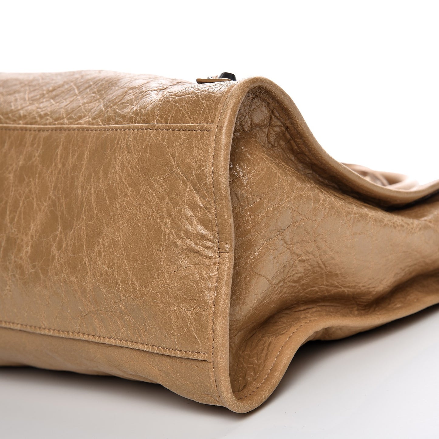 Agneau Classic Hardware City Beige Nougatine