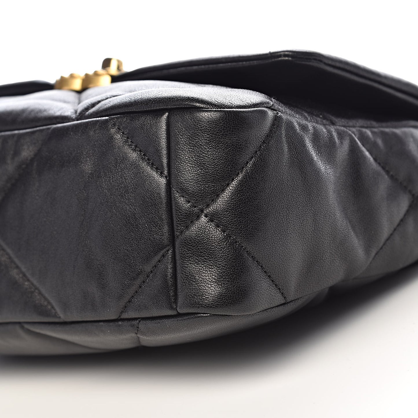 Goatskin Quilted Medium 19 Flap Black