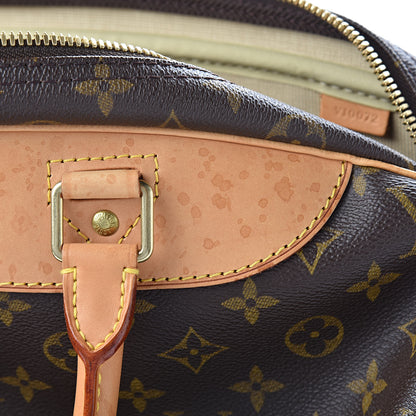 Louis Vuitton Monogram Evasion Sports Bag 13 of 19