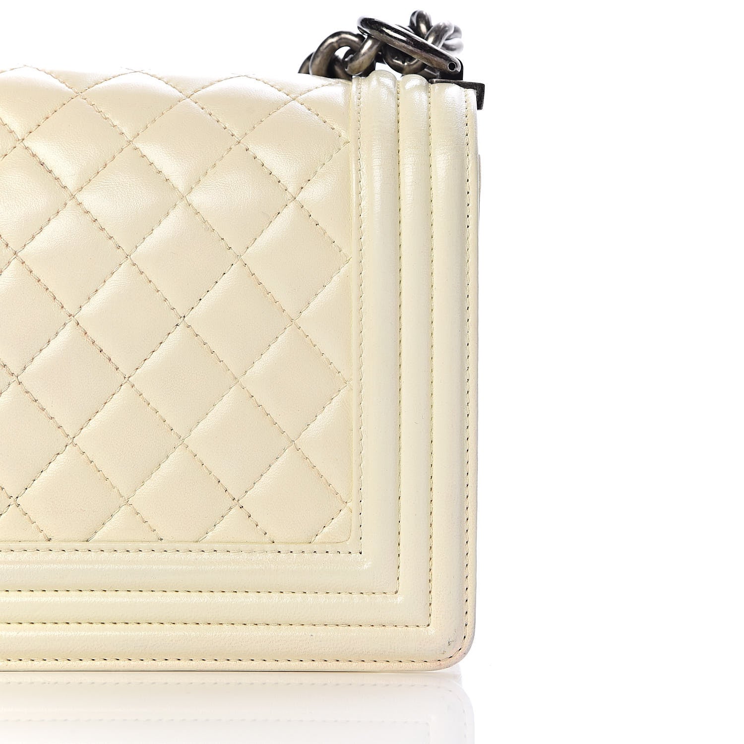 Chanel Lambskin Quilted Medium Boy Flap White 11 of 17