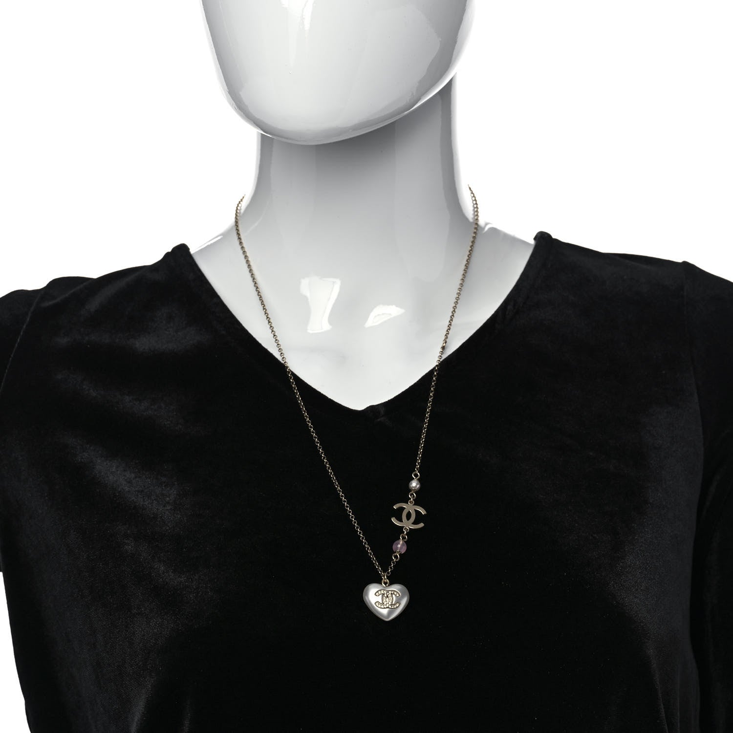 Chanel Resin Crystal CC Heart Necklace Pearly White Gold 2 of 5