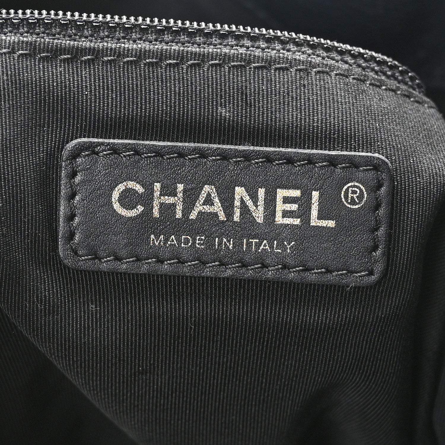 Chanel Caviar Lambskin Quilted Casual Style Hobo Black 6 of 12