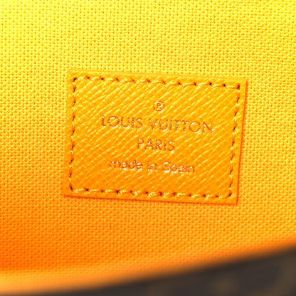 Louis Vuitton Monogram 2022 Christmas Animation New York Soho Pochette Felicie Chain Wallet Yellow 7 of 14