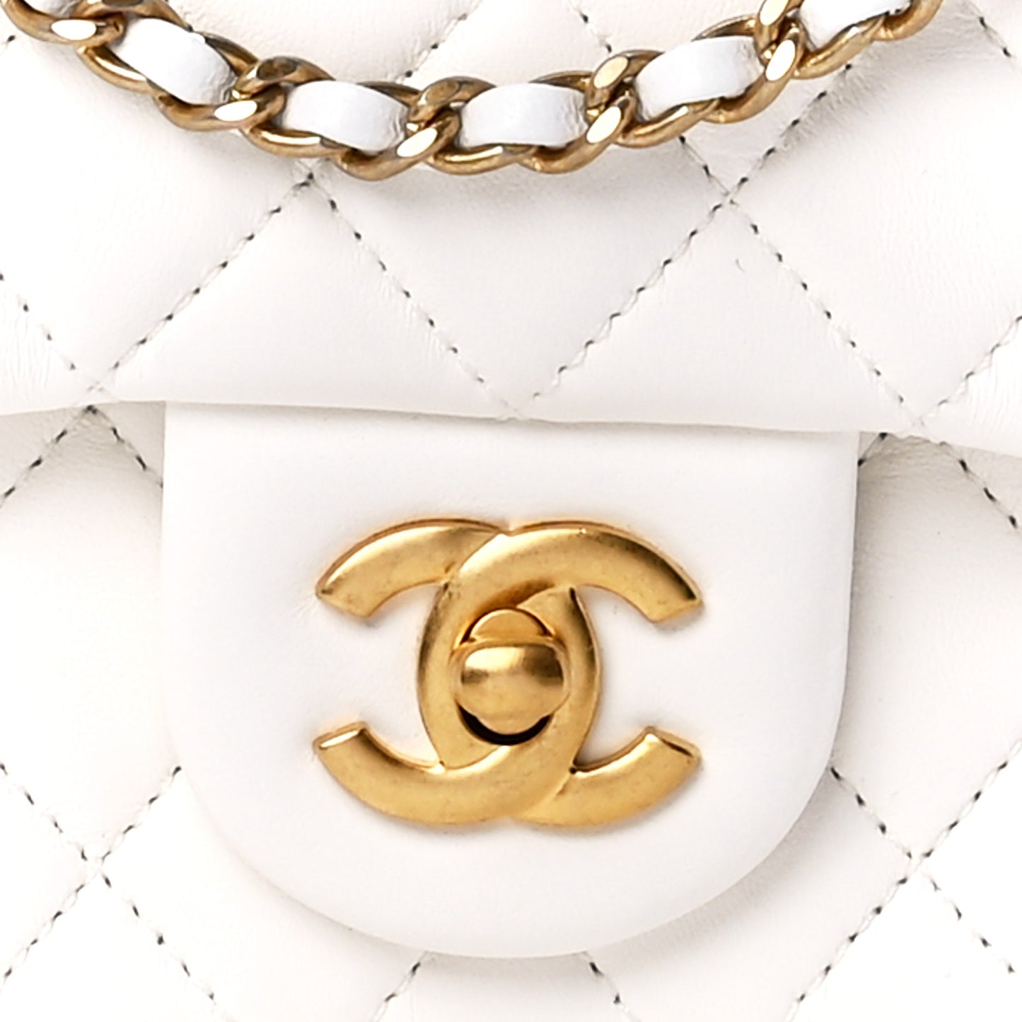 Lambskin Quilted Mini Pearl Crush Flap White