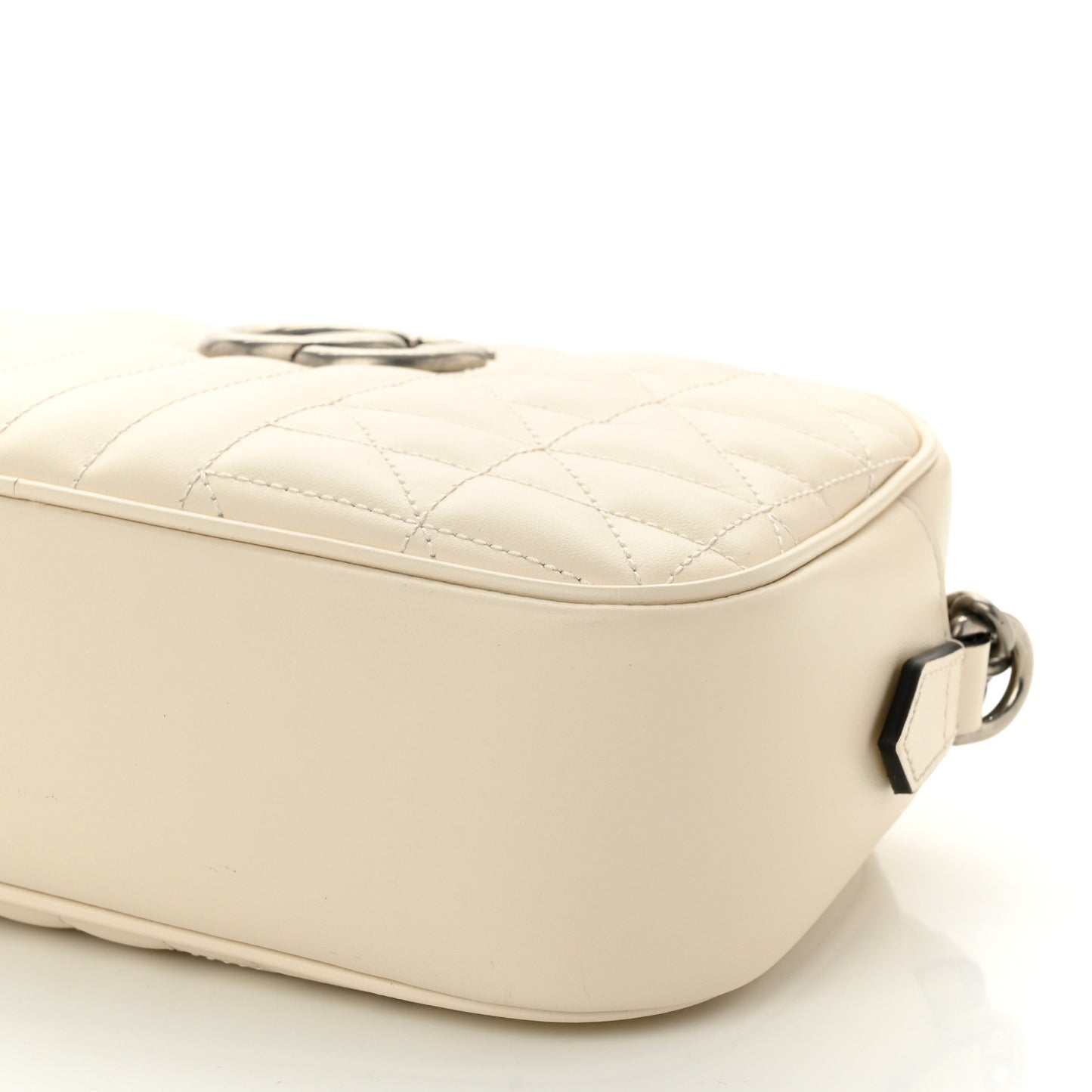 Calfskin Matelasse Aria Small GG Marmont Chain Shoulder Bag Mystic White