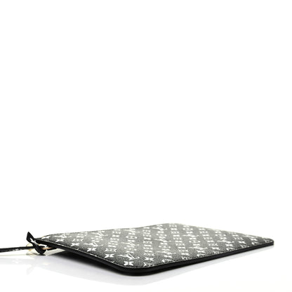 Louis Vuitton Monogram Giant Jungle Neverfull MM GM Pochette Black 4 of 7