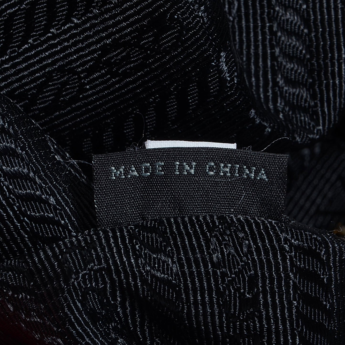 Soft Calf Zipper Detail Tote Nero Black
