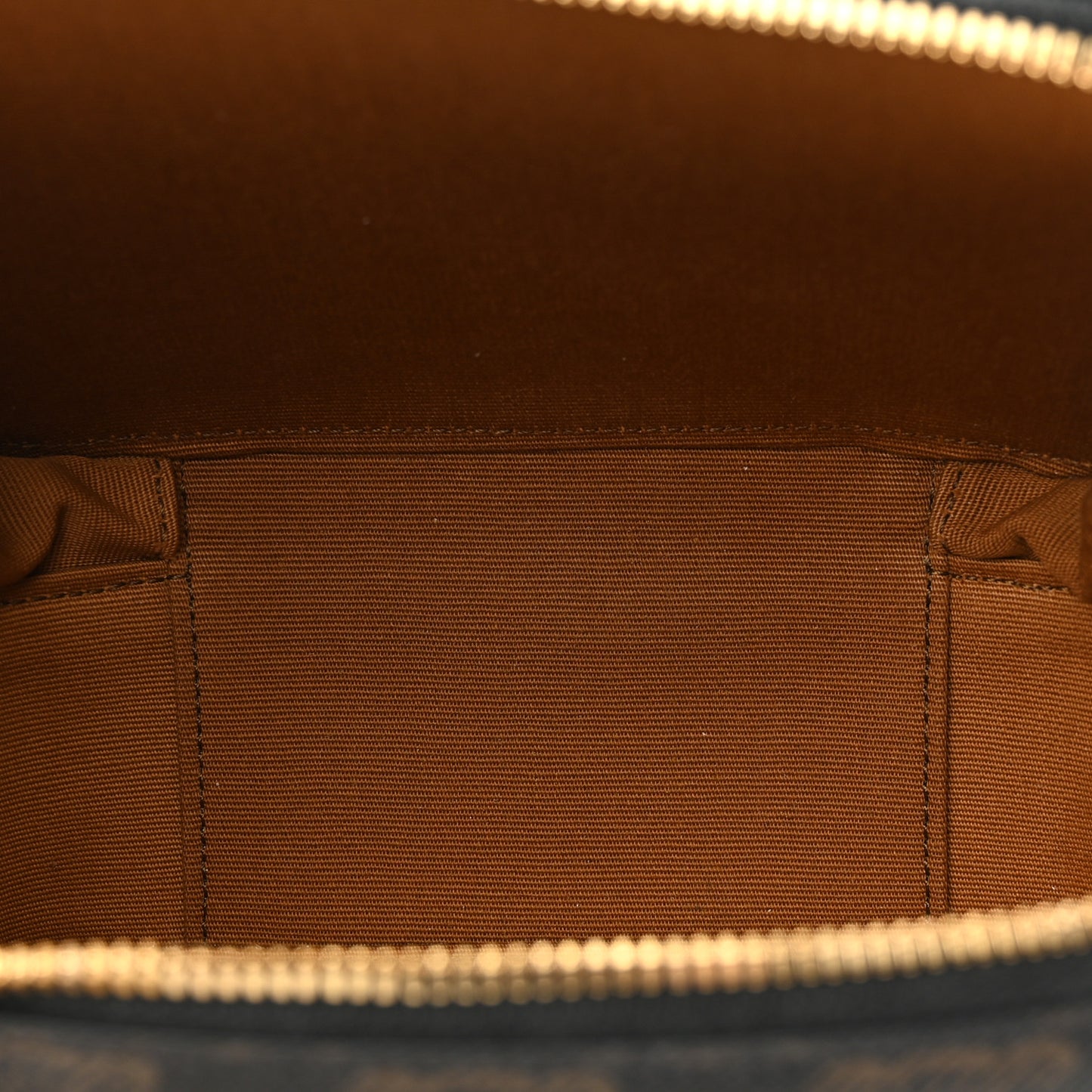 Triomphe Canvas Calfskin Cuir Box On Chain Tan