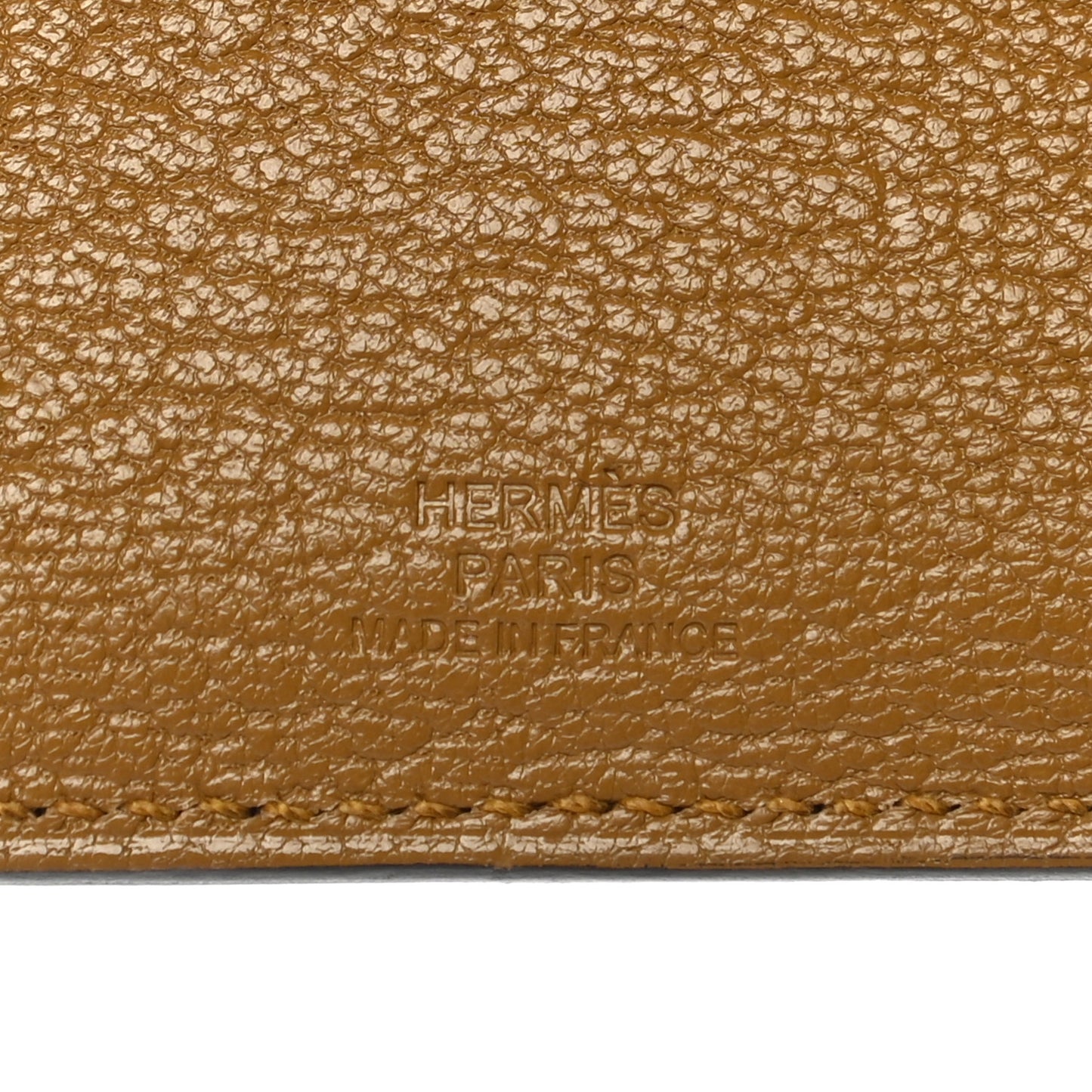 Chevre Mysore Tarmac PM Passport Holder Kraft