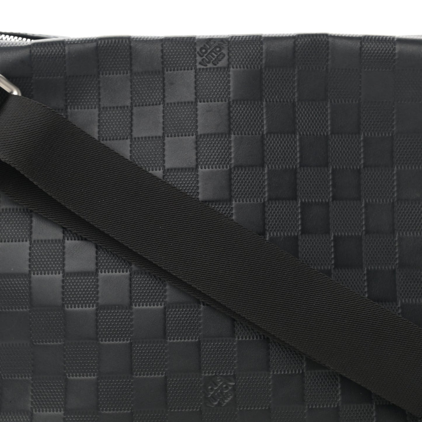 Damier Infini Messenger PM Onyx