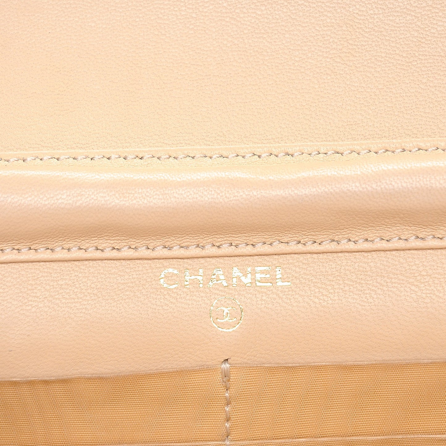 Caviar Wallet on Chain WOC Beige