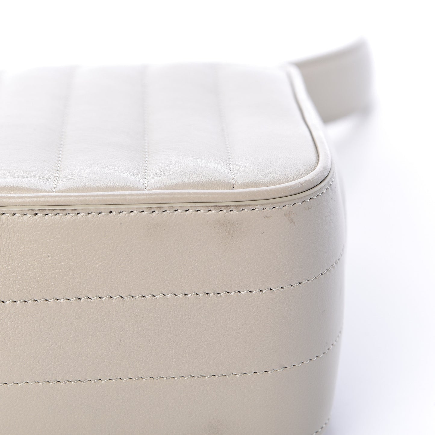 Lambskin Matelasse Monogram Medium Vicky Chain Bag Crema Soft