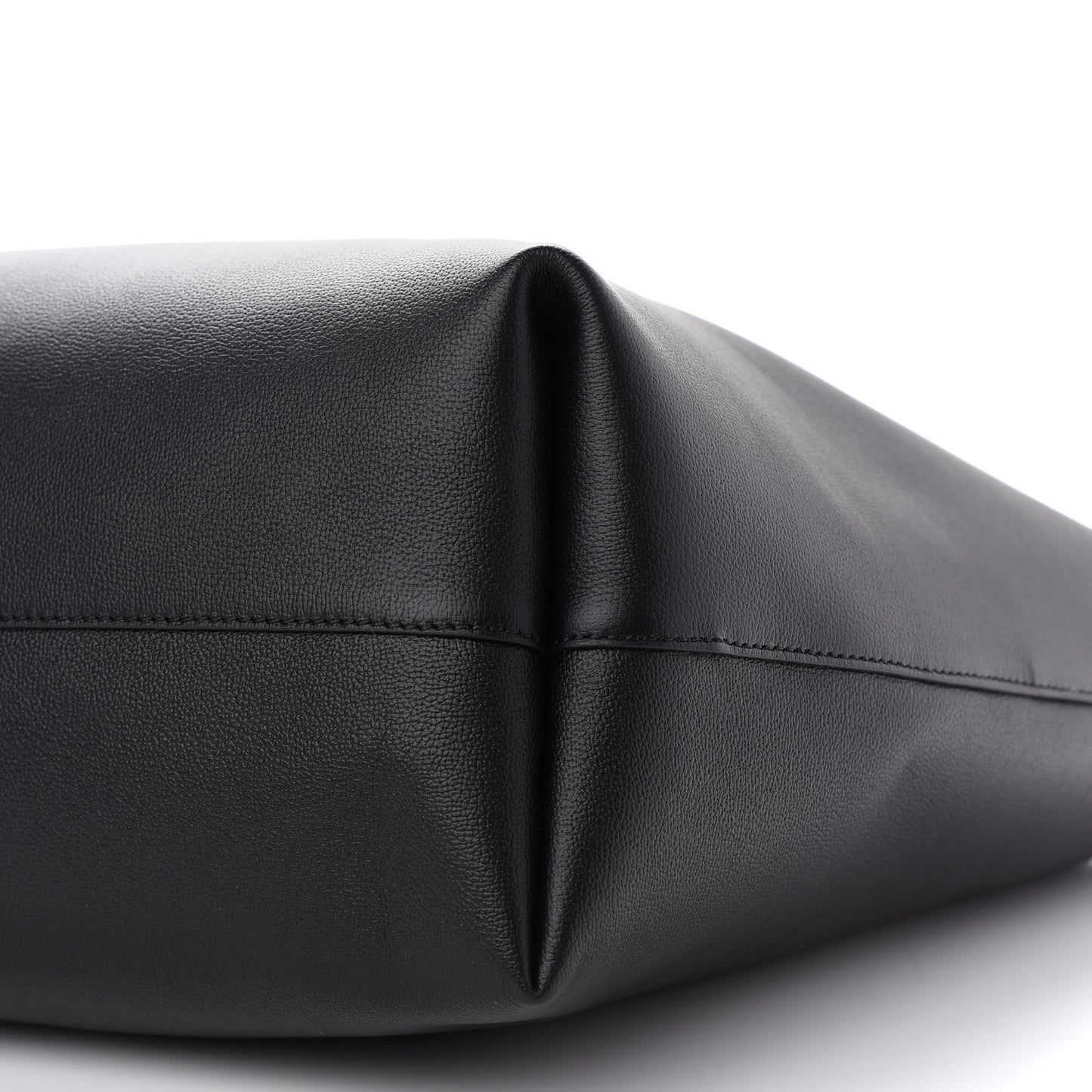 Calfskin Virtus Tote Black