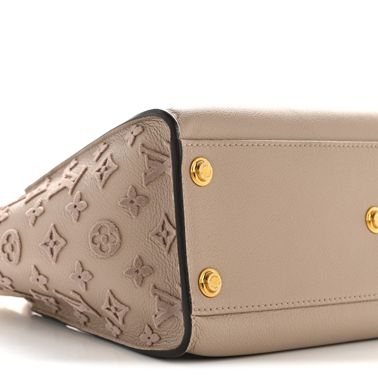 Louis Vuitton Calfskin Monogram Tufting On My Side Galet 9 of 13