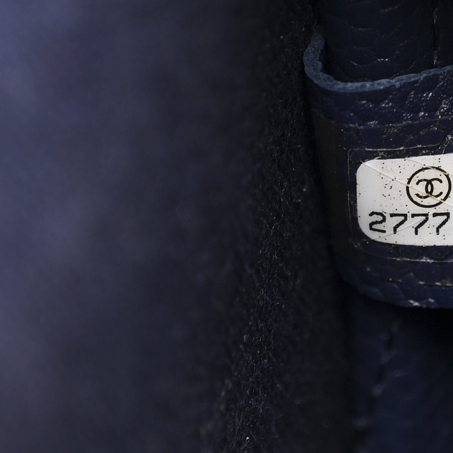 Caviar Quilted Small Camera Bag Blue