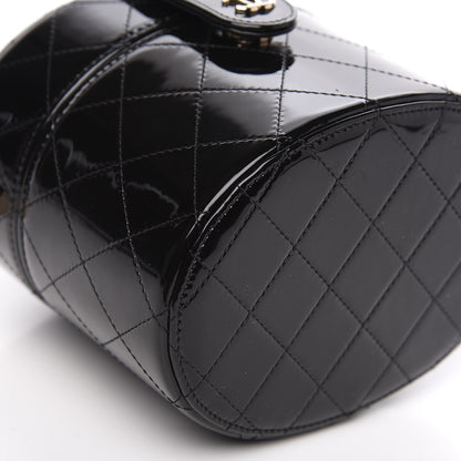 Chanel Patent Quilted Round Clutch With Chain Black 8 of 10