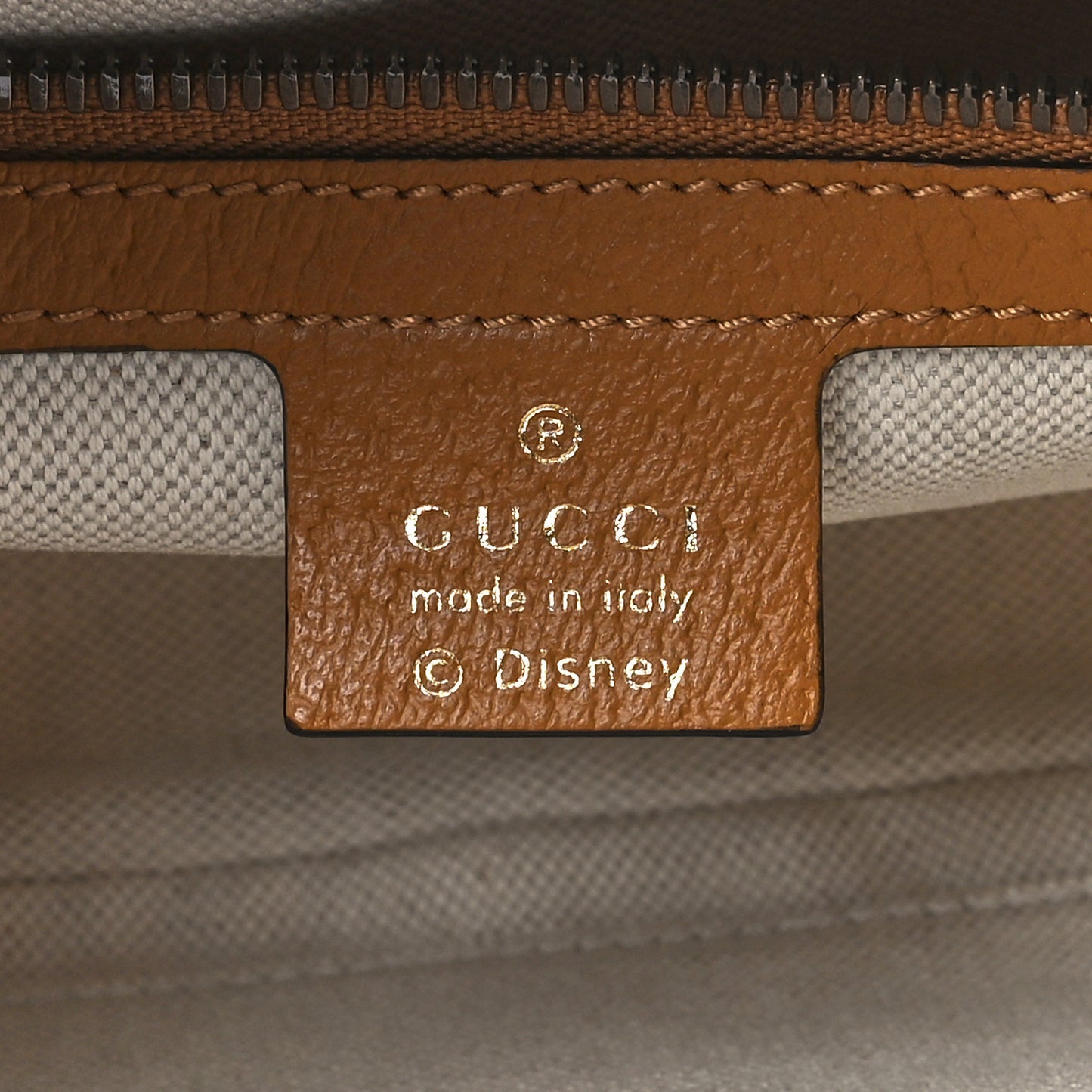 X DISNEY Mini Vintage GG Supreme Monogram Mickey Mouse Small Belt Bag 85 34 Beige Vintage Sun Oil