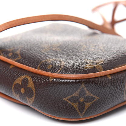 Louis Vuitton Monogram Pochette Cancun 10 of 14