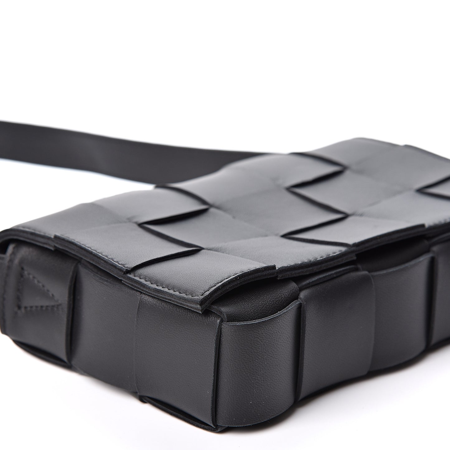 Nappa Maxi Intreccio Cassette Bag Black
