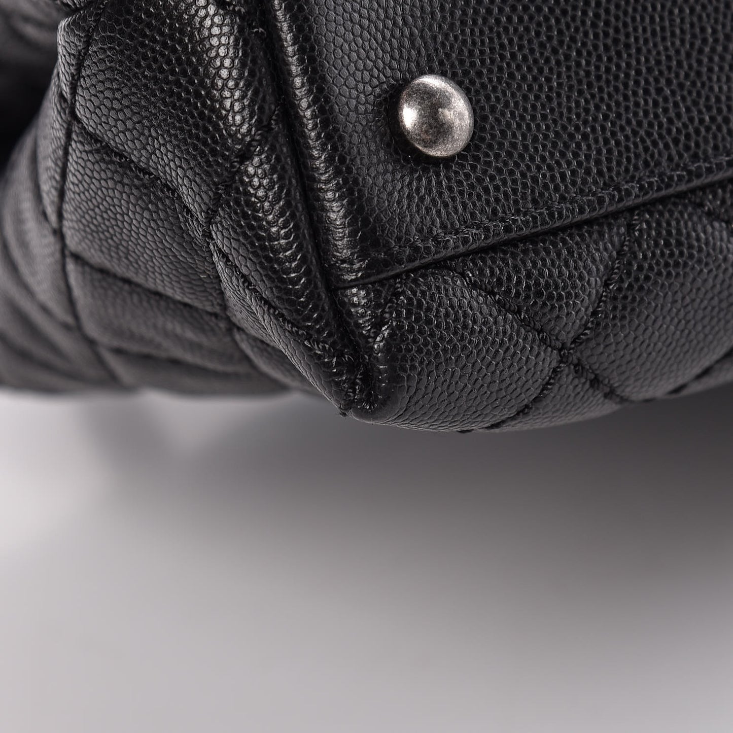 Caviar Quilted Medium Coco Handle Flap Black