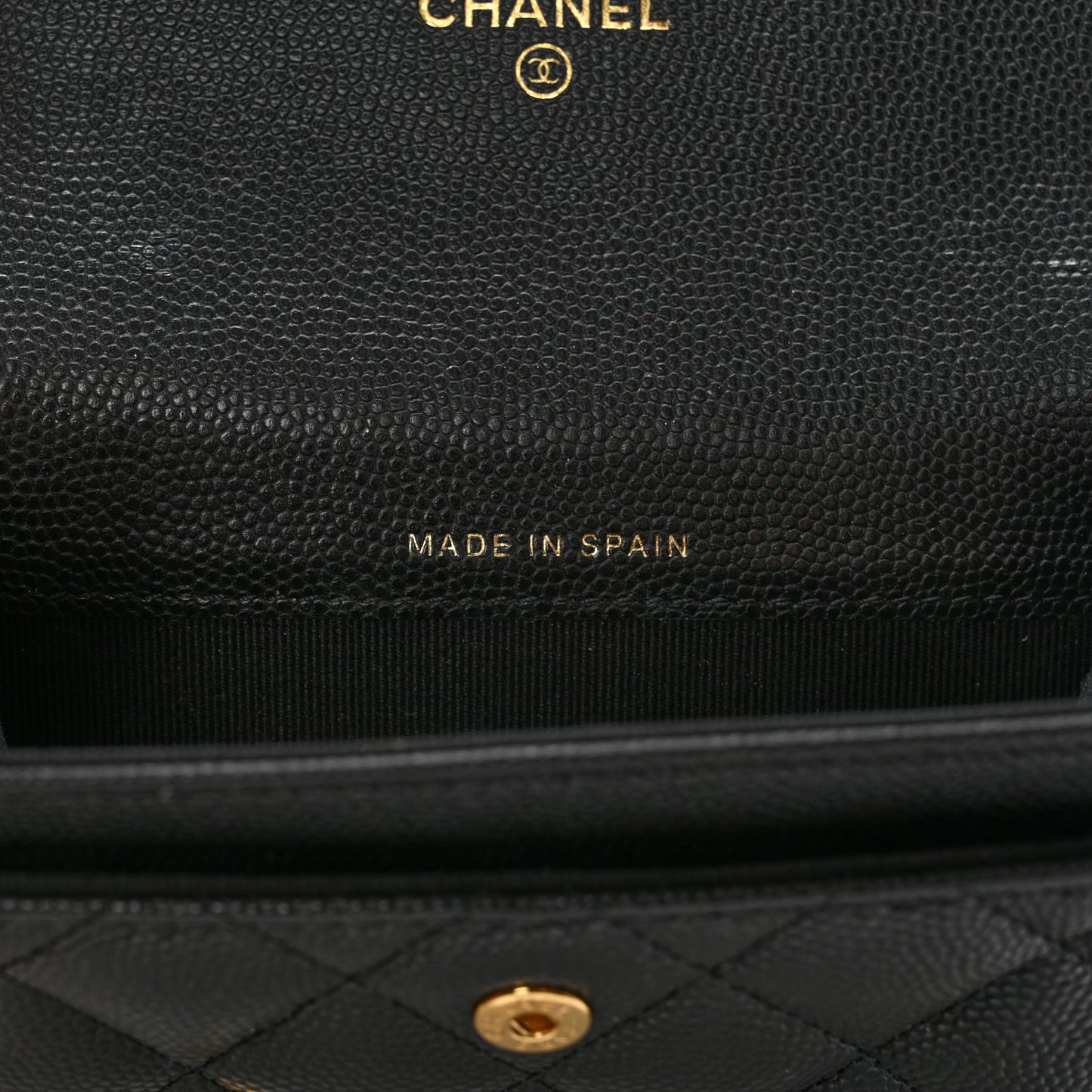 Caviar Quilted Enamel Coco Casino Flap Card Holder Wallet Black