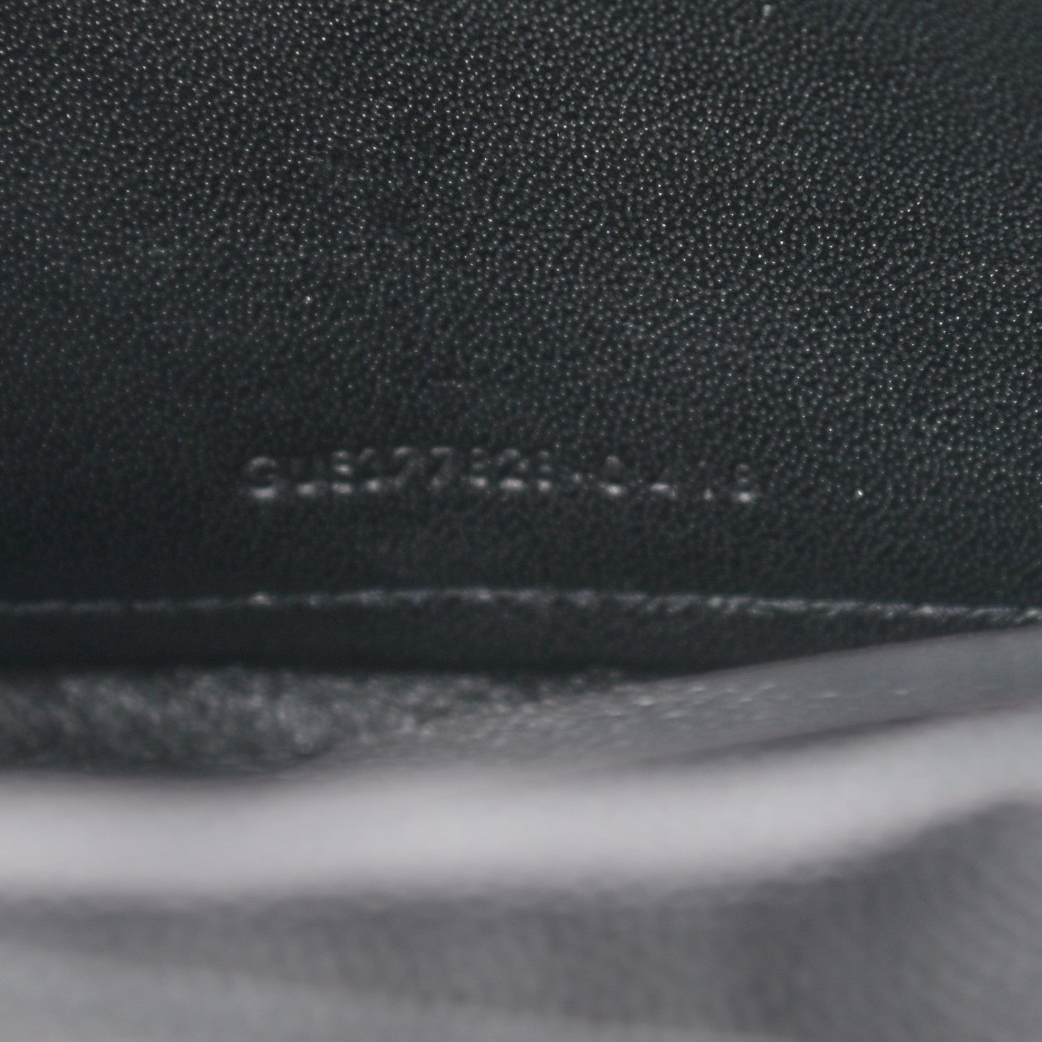 Saint Laurent Grain De Poudre Matelasse Chevron Monogram Chain Wallet Black 7 of 9