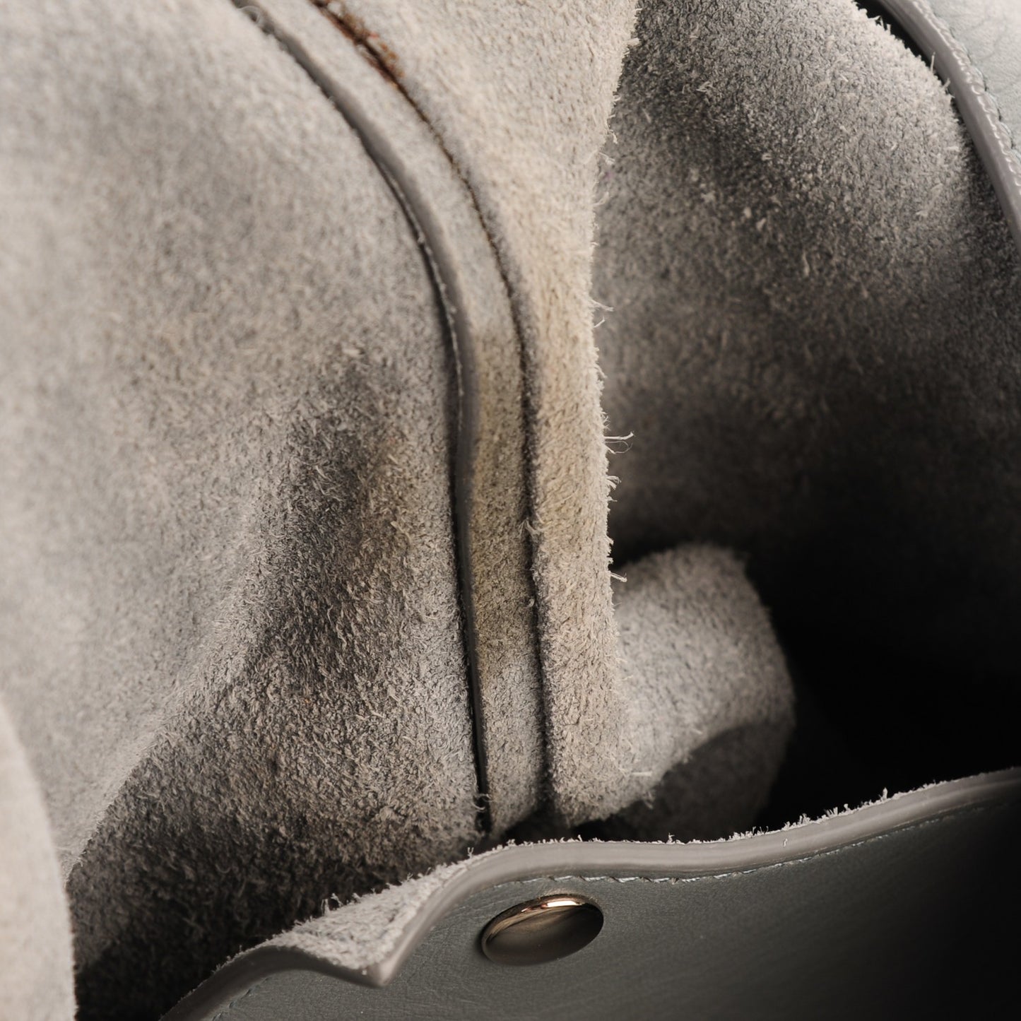 Veau Papier A4 Zip Around Tote Grey