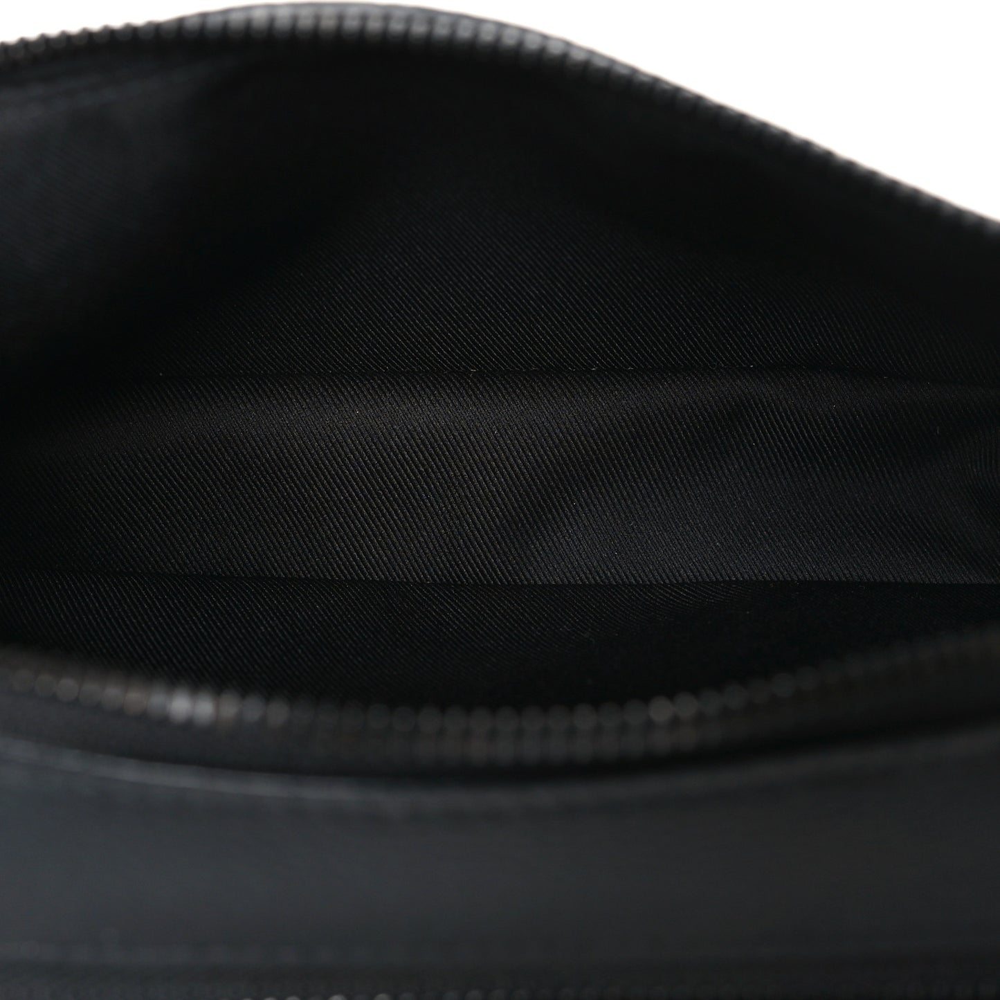 Calfskin Aerogram Alpha Wearable Wallet Black