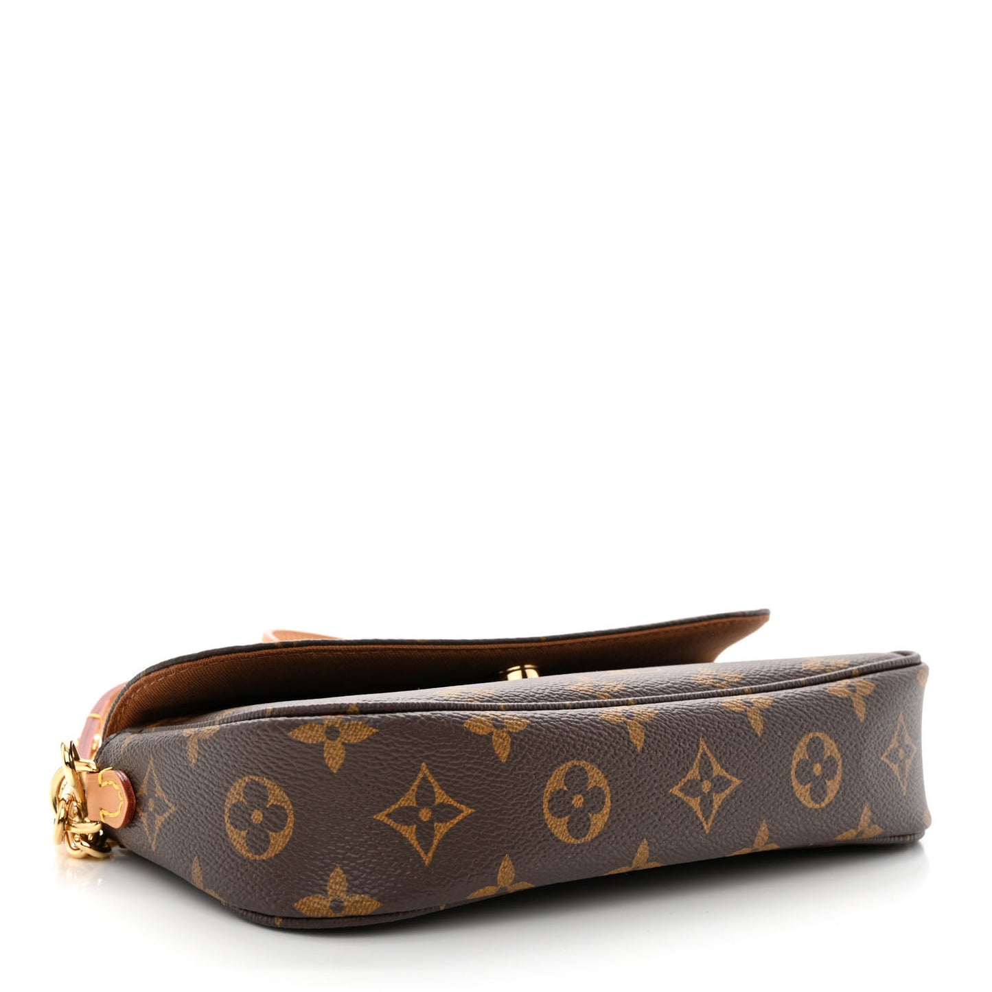 Monogram Ivy Wallet On Chain