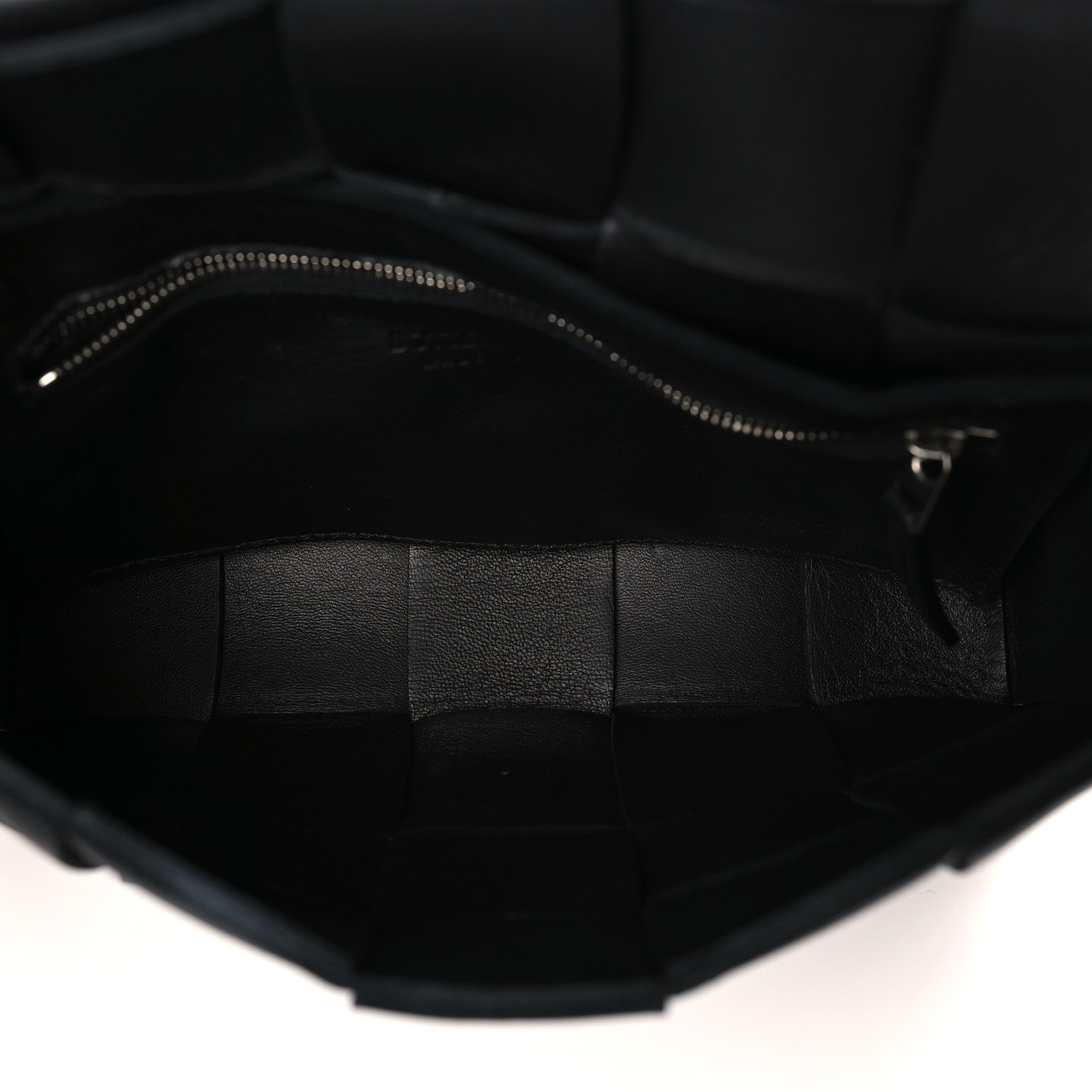 Bottega Veneta Lambskin Maxi Intrecciato Cassette Crossbody Bag Black 5 of 9