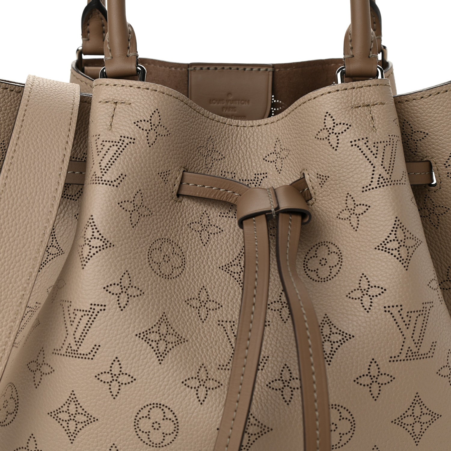 Louis Vuitton Mahina Girolata Galet 8 of 10
