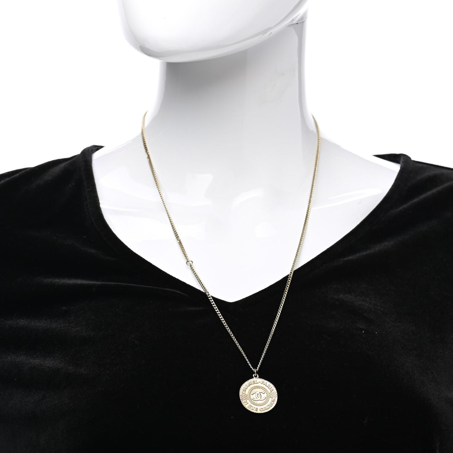 Medallion CC Rue Cambon Chain Necklace Gold