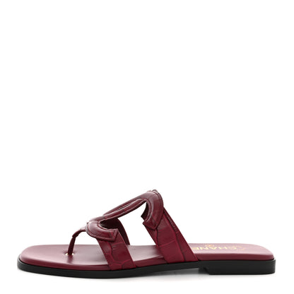 Chanel Crocodile Embossed Patent Calfskin CC Thong Sandals 40.5 Burgundy 1 of 11