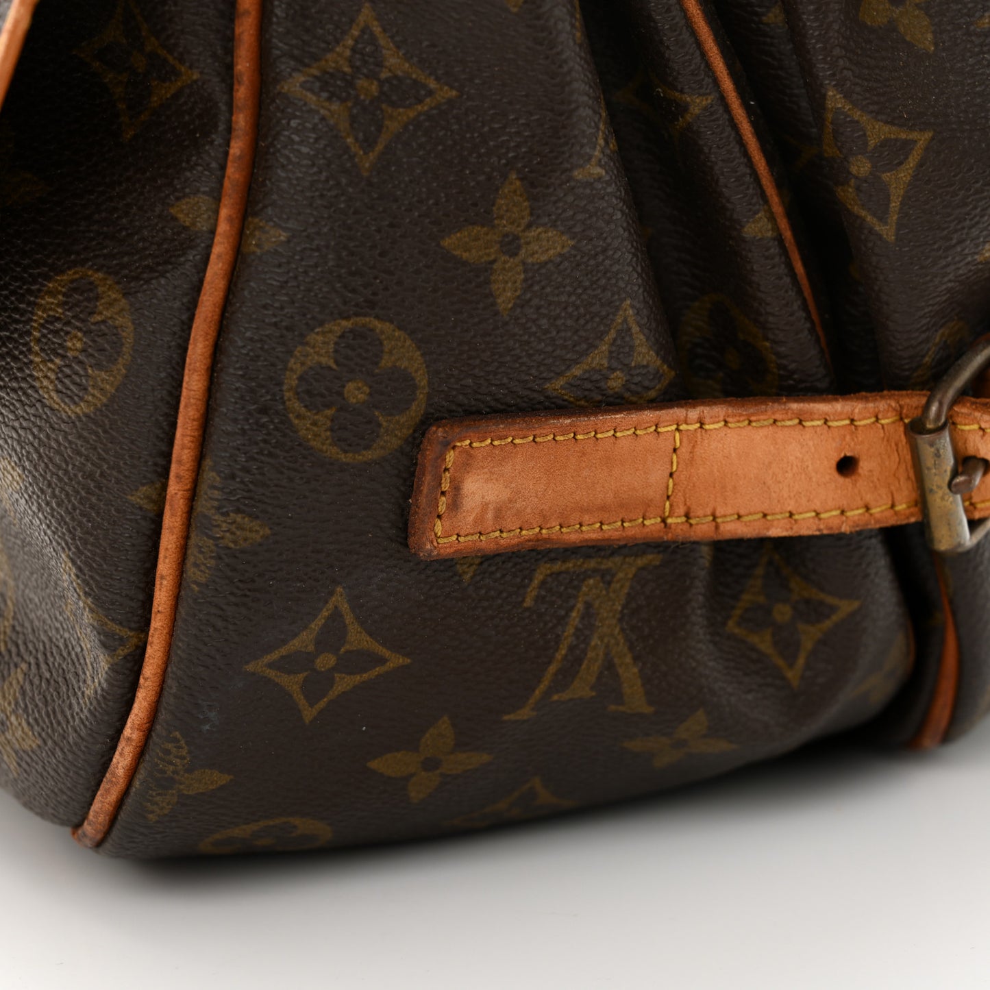 Monogram Saumur 35