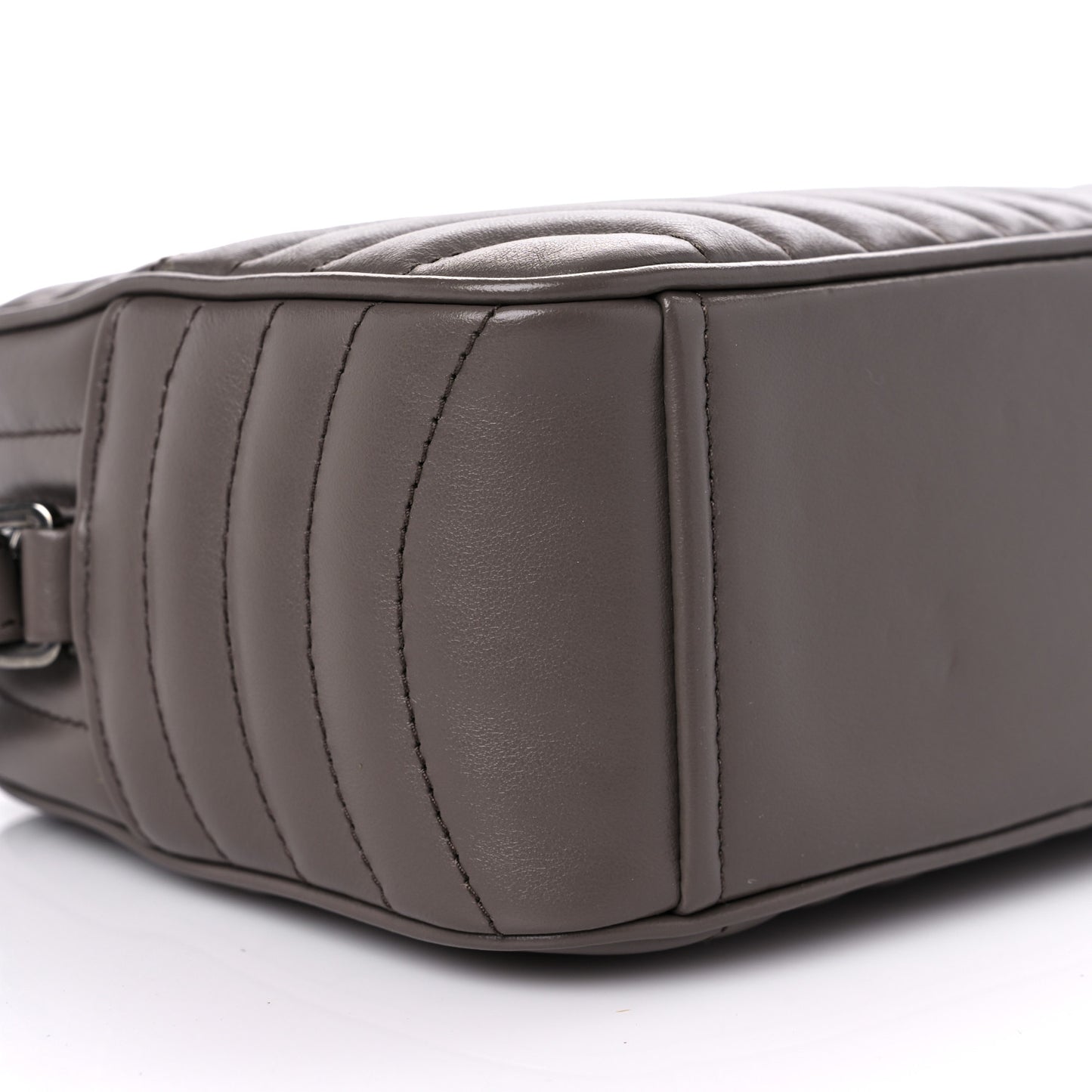 Soft Calfskin Impunture Diagramme Camera Bag Bambu