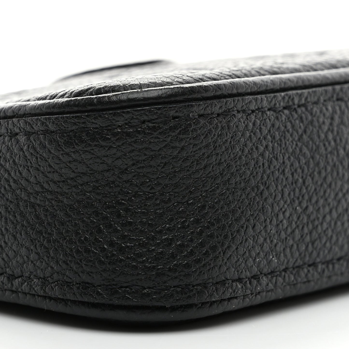 Empreinte Easy Pouch On Strap Black