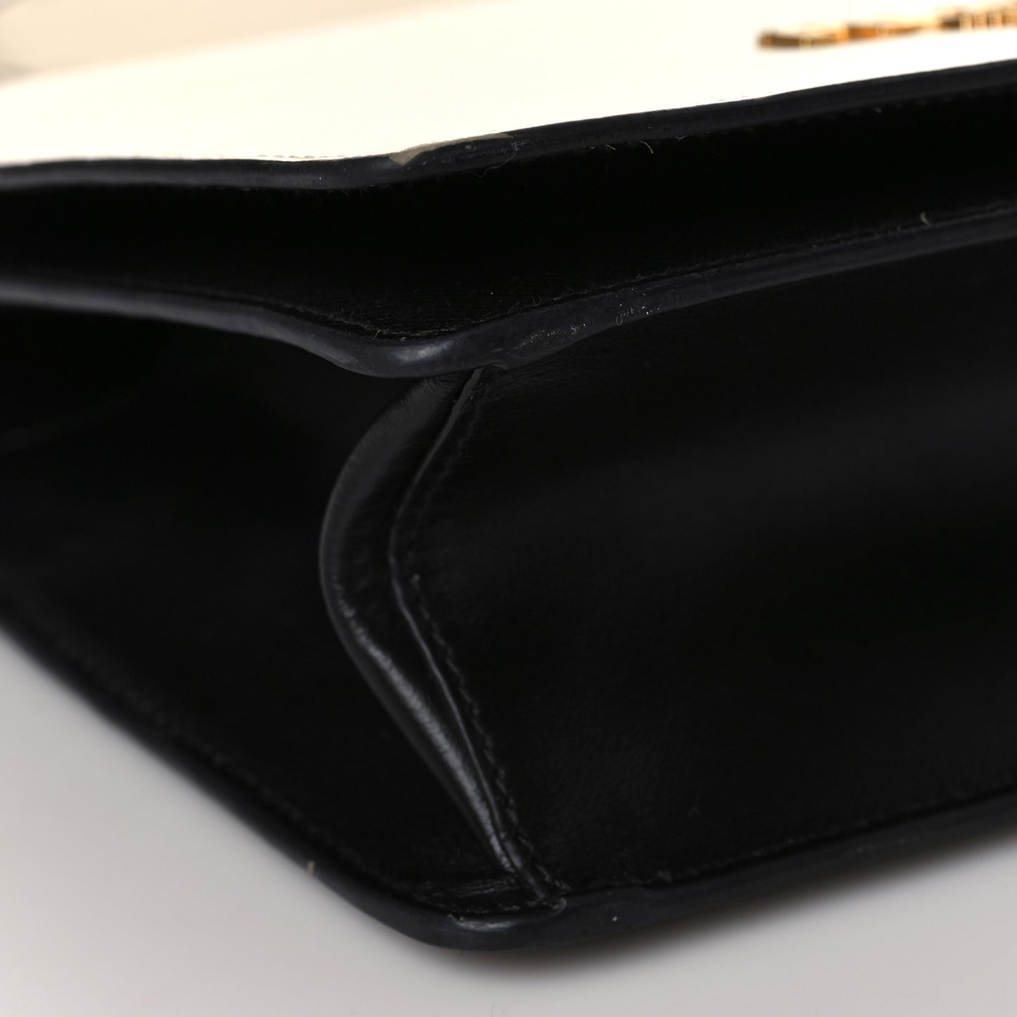 Saffiano Chain Shoulder Bag White Black
