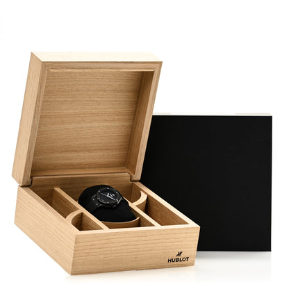 Hublot Ceramic Rubber 33mm Classic Fusion Black Magic Quartz Watch Black 581.CX.1270.RX.MDM 5 of 5