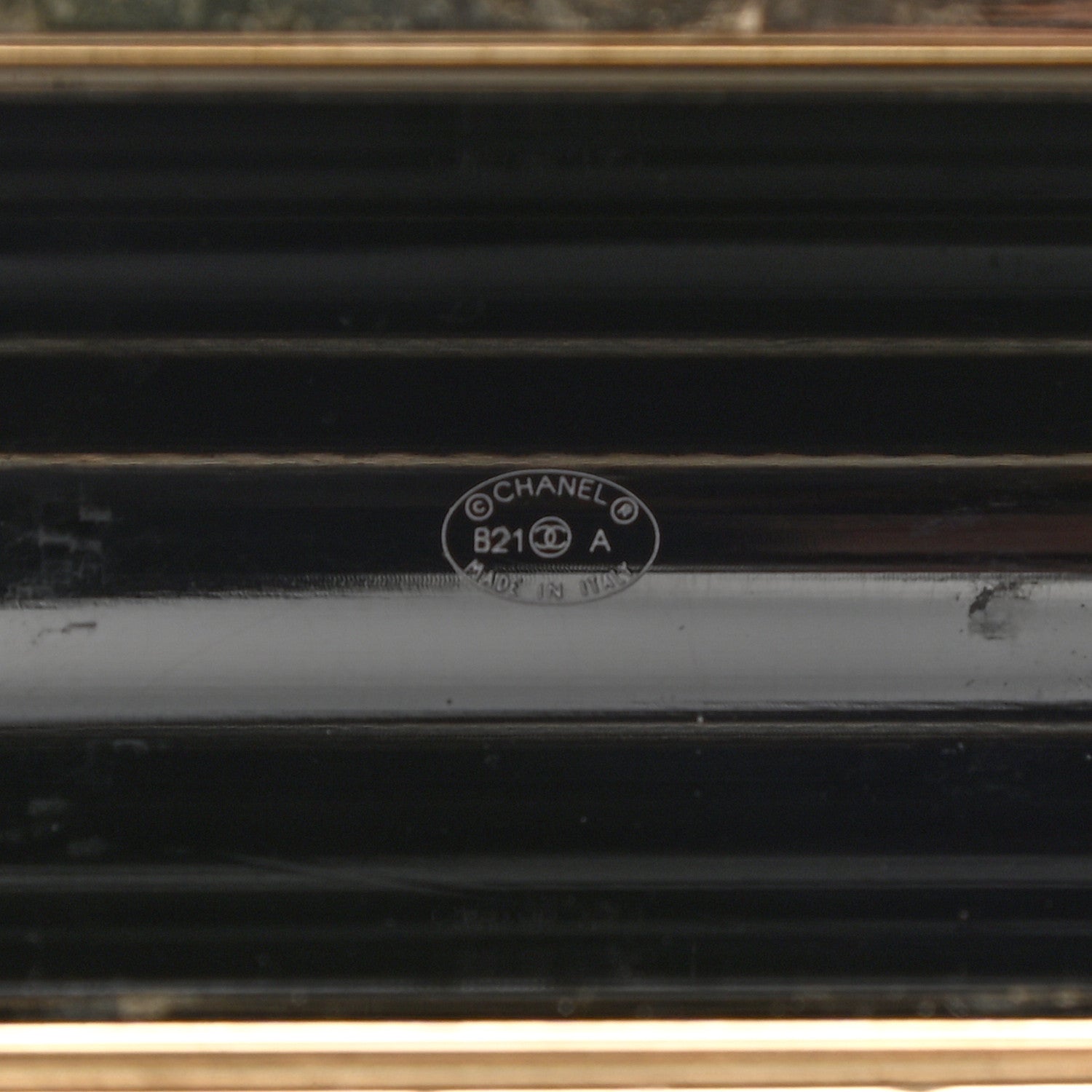 Chanel Resin Crystal Pearl Airpods Pro Holder Necklace Black Pearly White 6 of 8