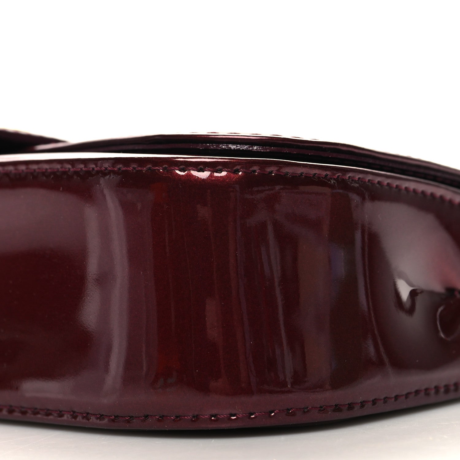 Louis Vuitton Patent Sobe Clutch Rouge Fauviste 9 of 11