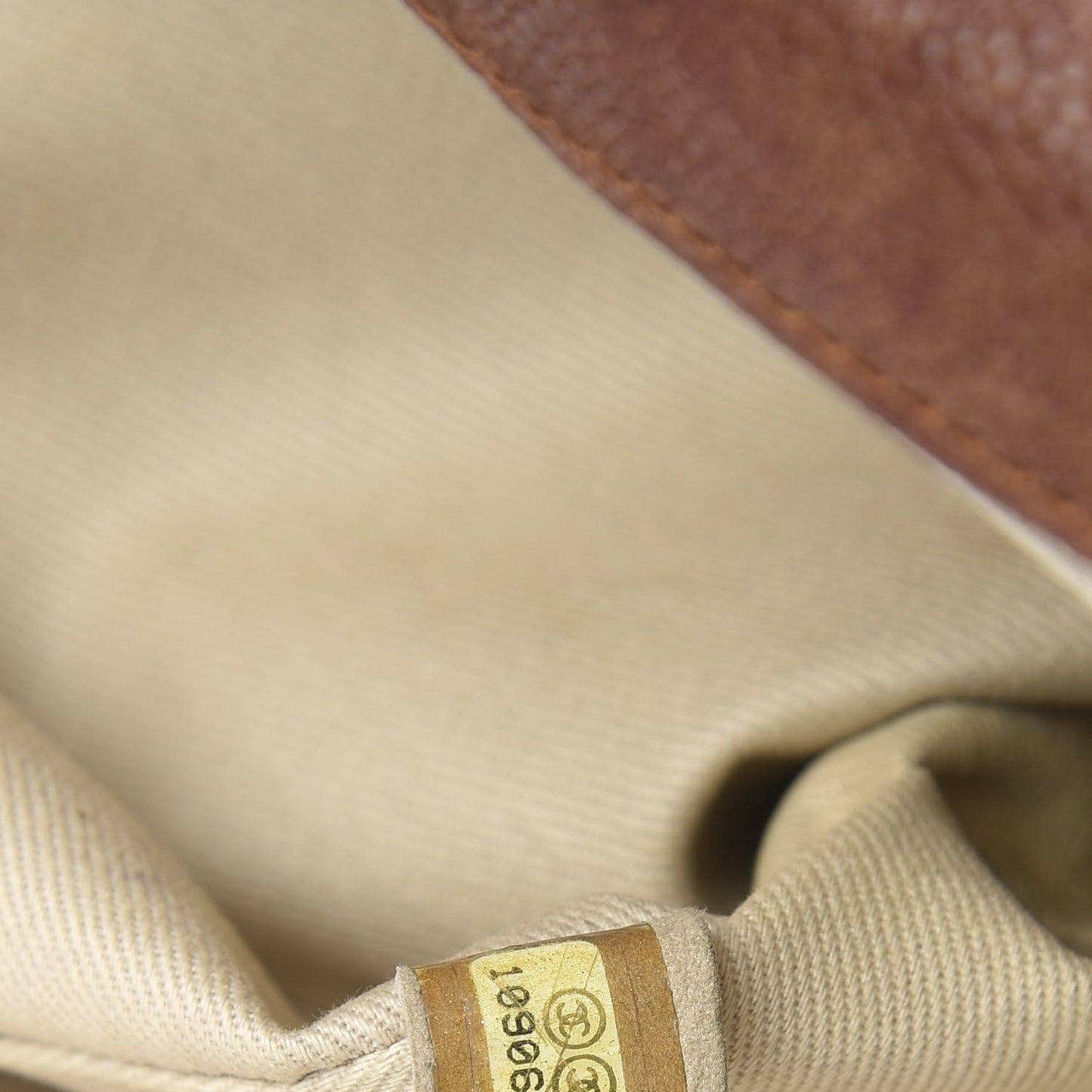 Caviar Outdoor Ligne Flap Brown